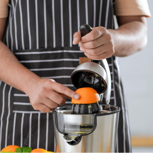 Geepas electric stainless steel citrus juicer