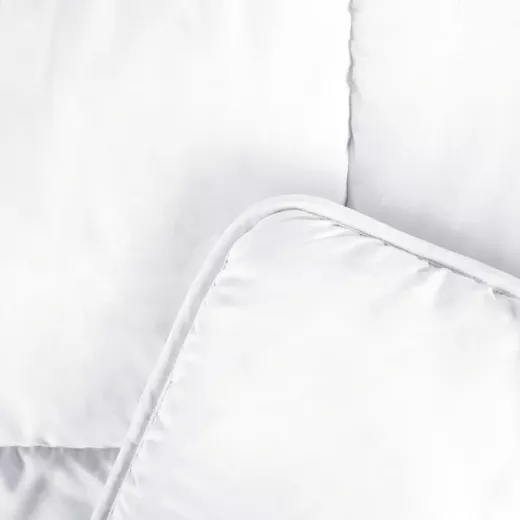 Cannon comforter, anti allergy, white color, twin size