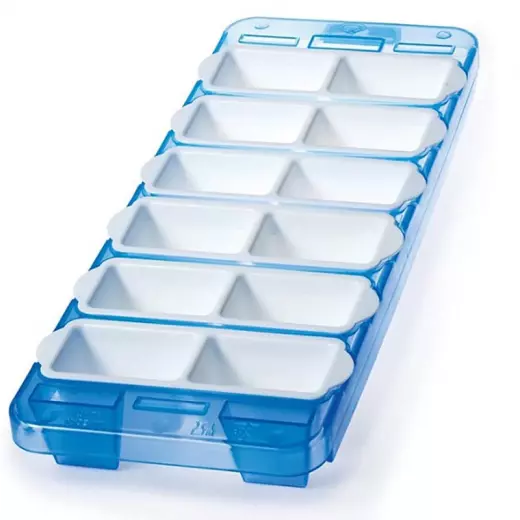 Snips Ice Cube Maker - Assorted Blue & Yellow Colors