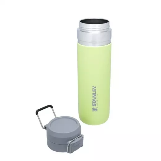 Stanley The Quick-Flip Water Bottle .7L / 24oz Citron color