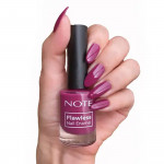 Note cosmetique Flawless Nail Enamel -95 Blackberry